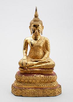 FIGUR, Buddha, förgylld metall, ostindisk, 1800-/1900-tal.