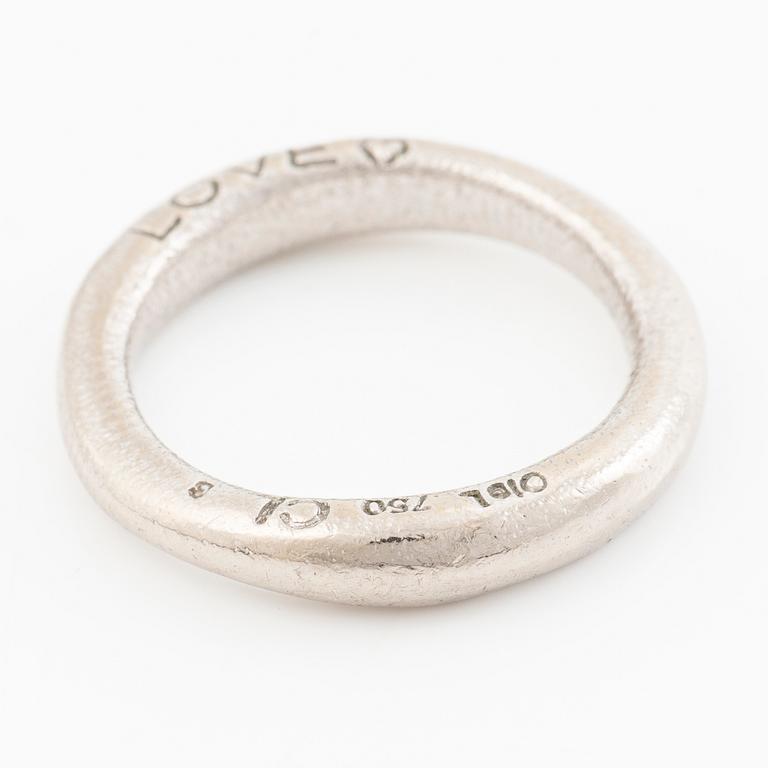 Ole Lynggaard, Charlotte Lynggaard, ring "Love nr 3", 18K vitguld.