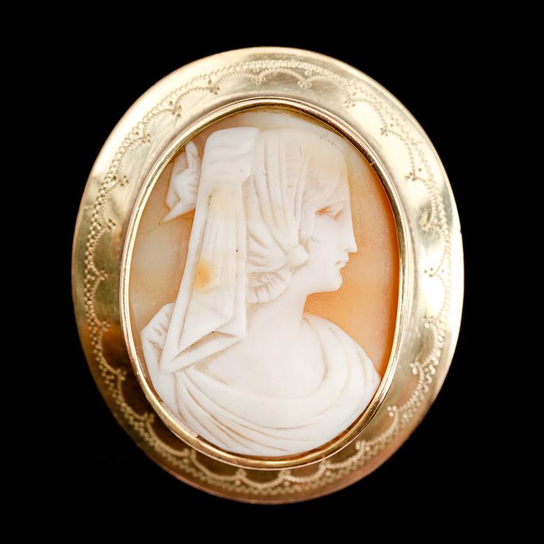 RING, 18 k guld, GVH Stockholm. Total vikt 12 g.