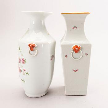 A set of two Chinese 20th century porcelain vases.