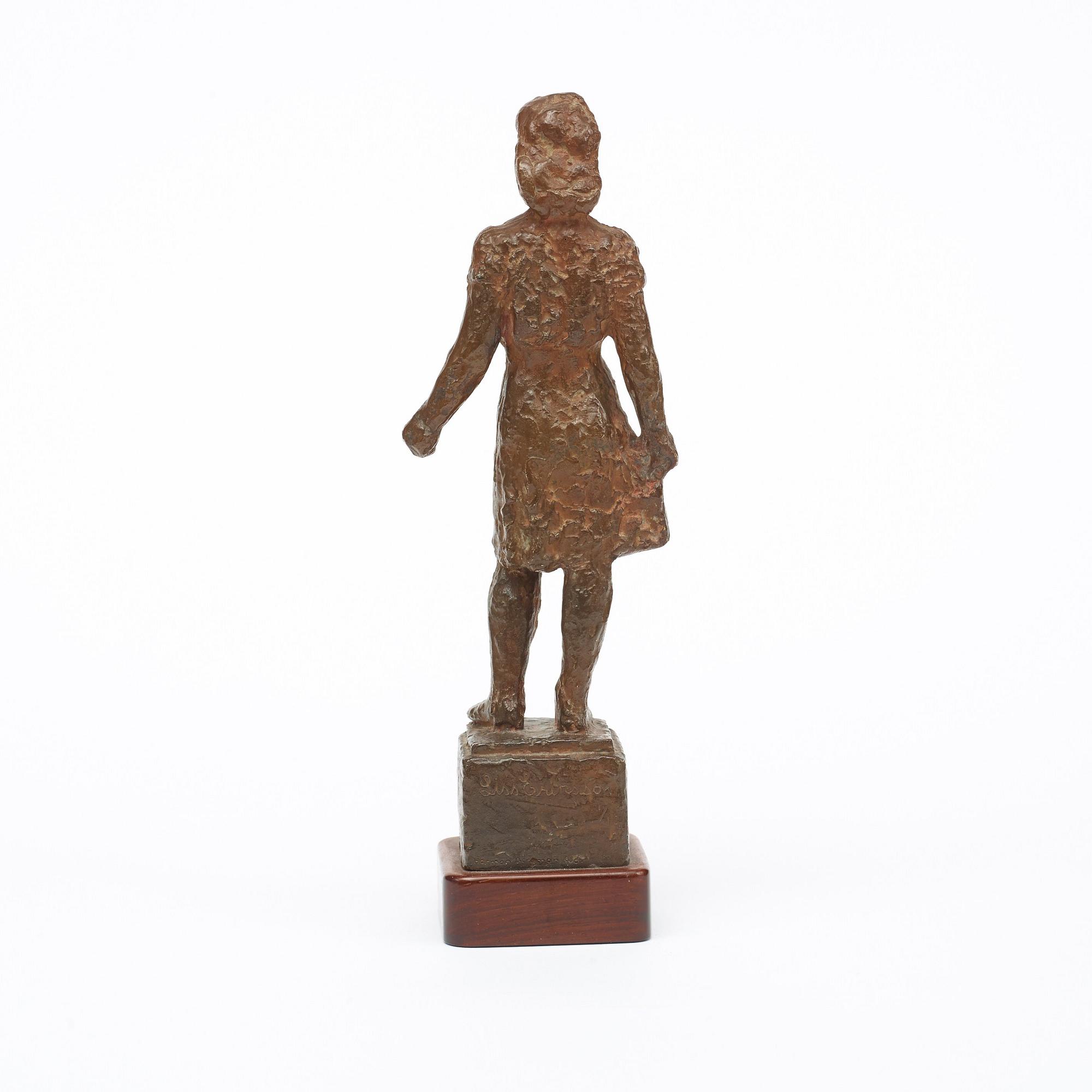Liss Eriksson, Standing girl.