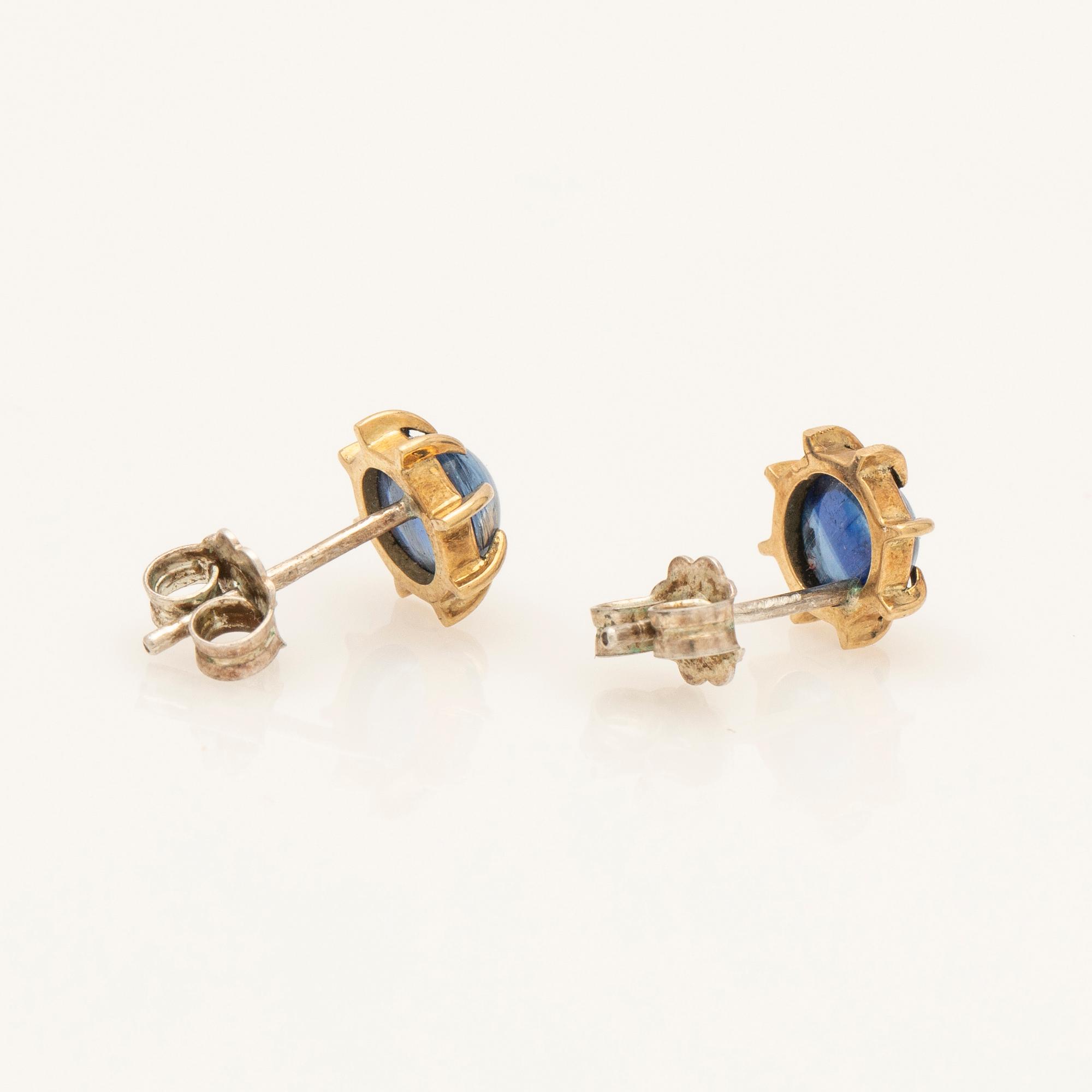 Earrings, a pair, silver and gold with kyanite.