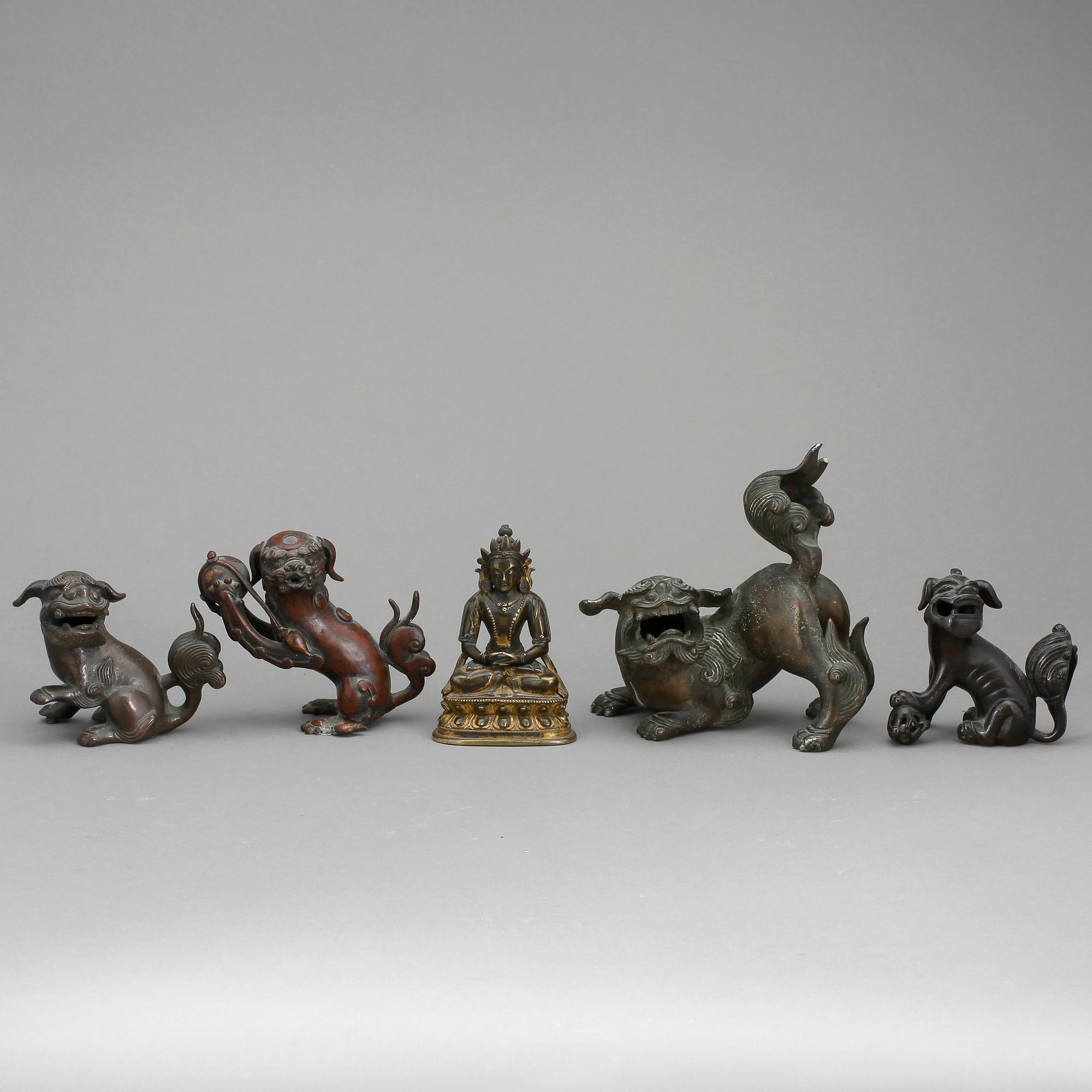 FIGURINER, 5 st, bl a brons, Kina, modern tillverkning.