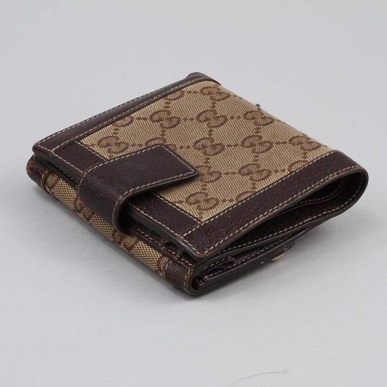 PLÅNBOK, Gucci.