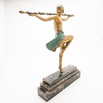 Sculpture, “La Danseuse au Thyrse”, after Pierre Le Faguays, 20th century.