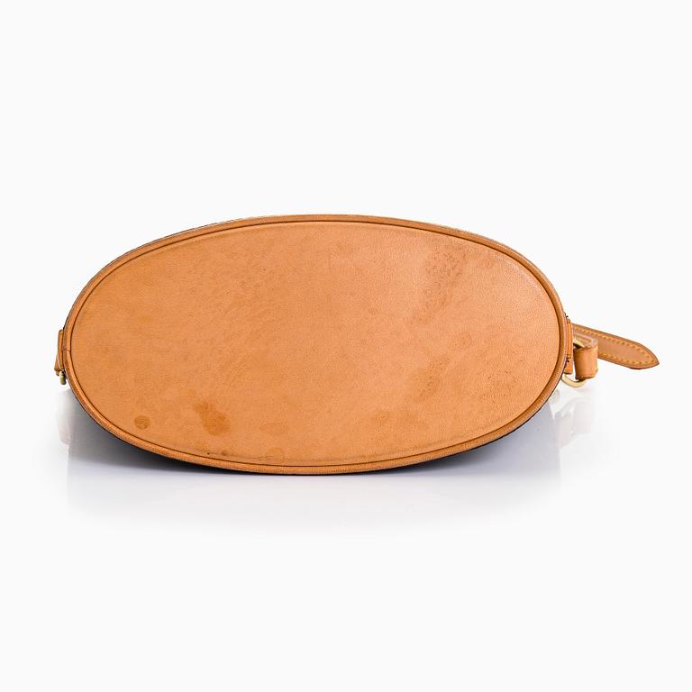 Louis Vuitton, a Monogram Canvas "Drouot" bag.