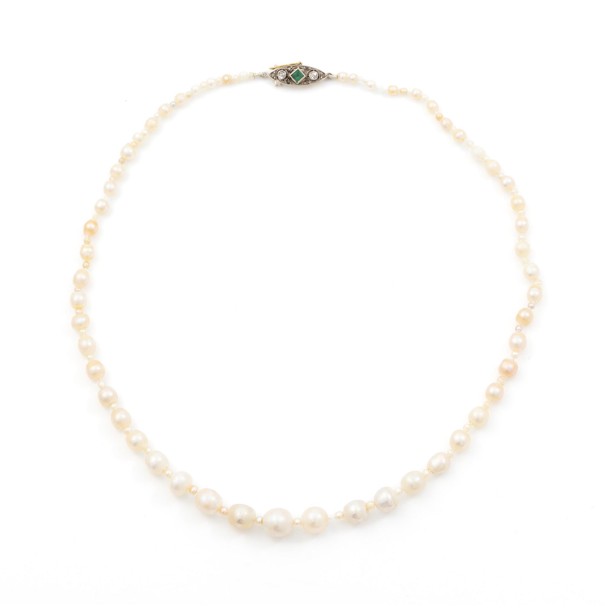 Necklace with natural and cultured pearls, accompanying GIA report.