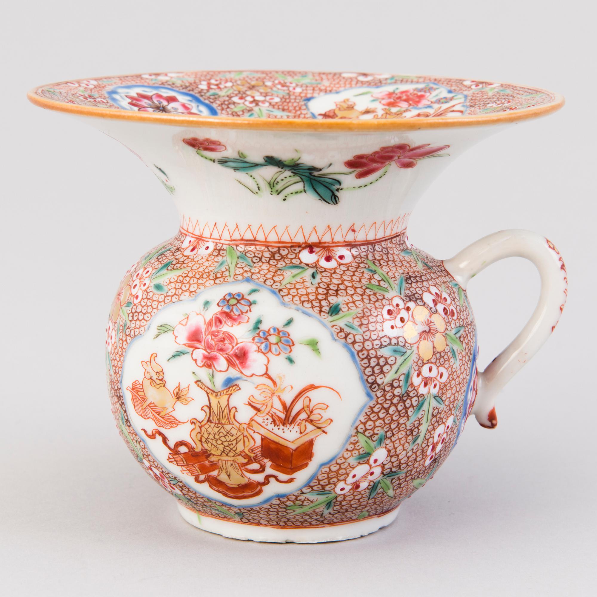 A Chinese 19th Century porcelain spittoon.