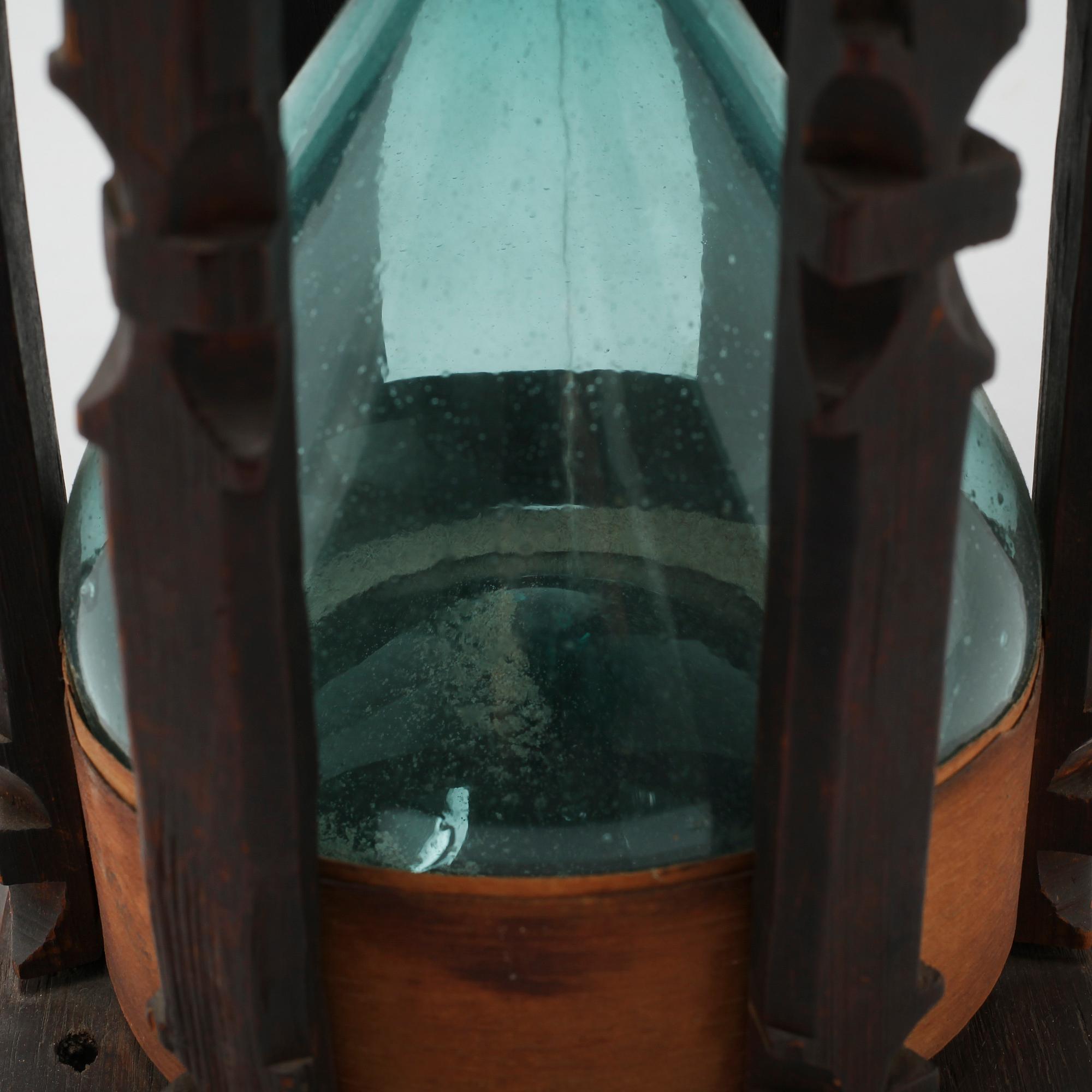 one 19th century hourglass.