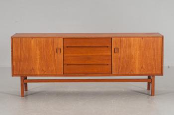 SIDEBOARD, "Arild", Nils Jonsson för Troeds, Bjärnum, 1960-tal.