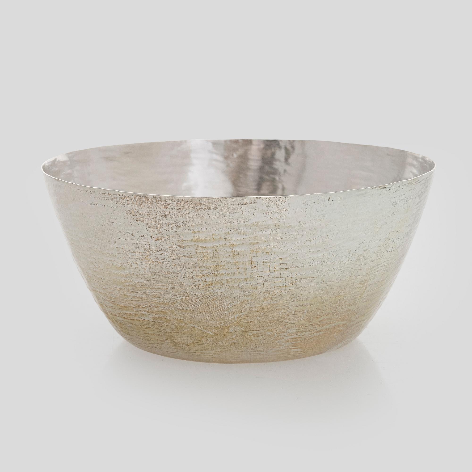 Tapio Wirkkala, A silver bowl, Kultakeskus Hämeenlinna 1979.