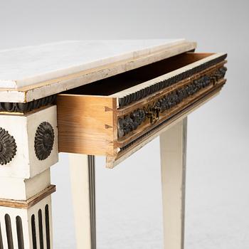 Konsolbord, sengustavianskt, omkring år 1800.
