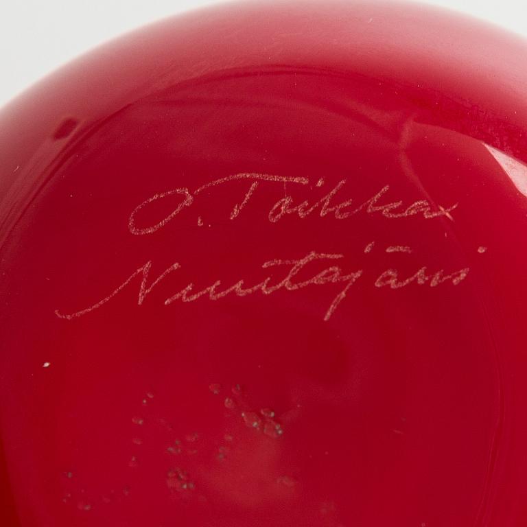Oiva Toikka, lasilintu, "Tulitintti", signeerattu O. Toikka Nuutajärvi.