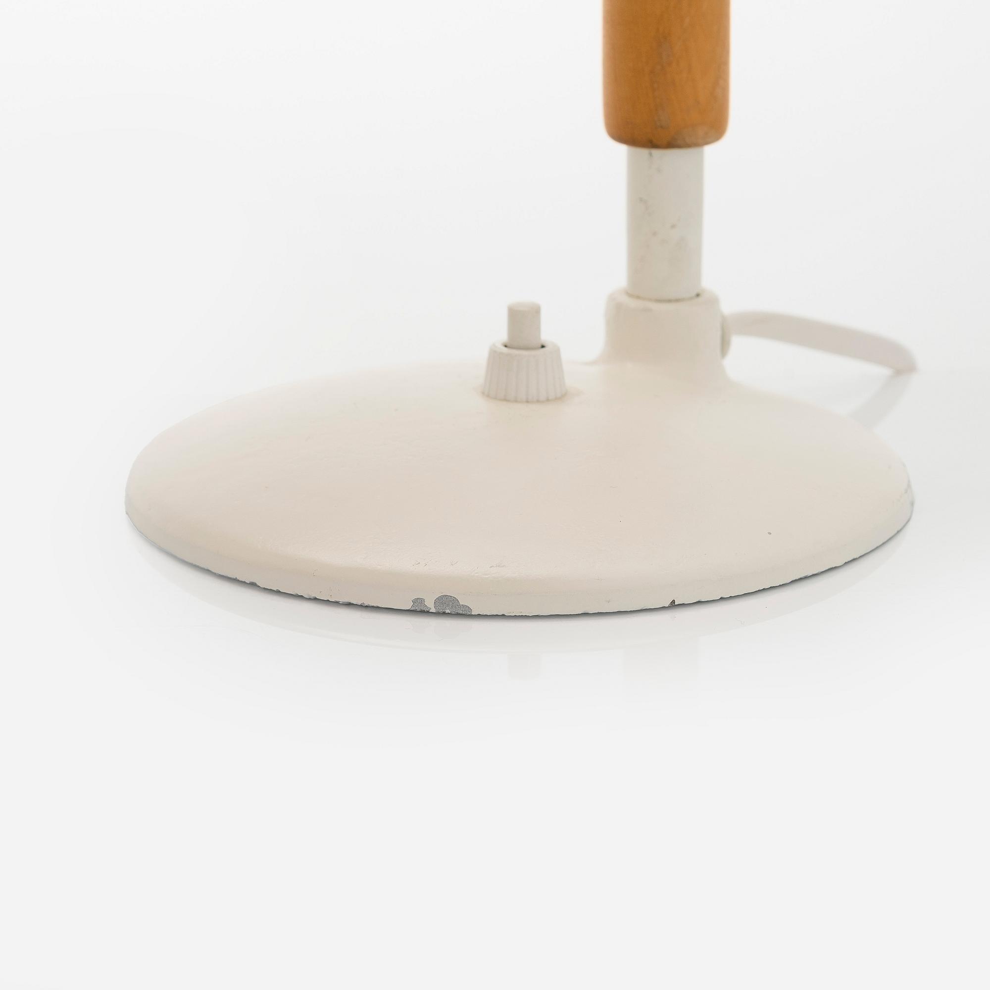 Paavo Tynell, a pair of 1930s table lamps for Taito.