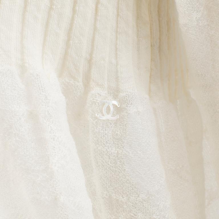 CHANEL, sweater, french size 40.