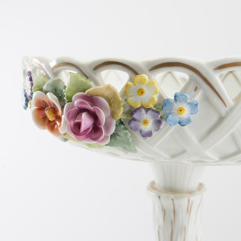 Essay bowl Louis XV style Plaue Germany mid-20th century porcelain.