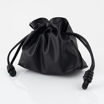 LOEWE, A black leather 'Flamenco'.