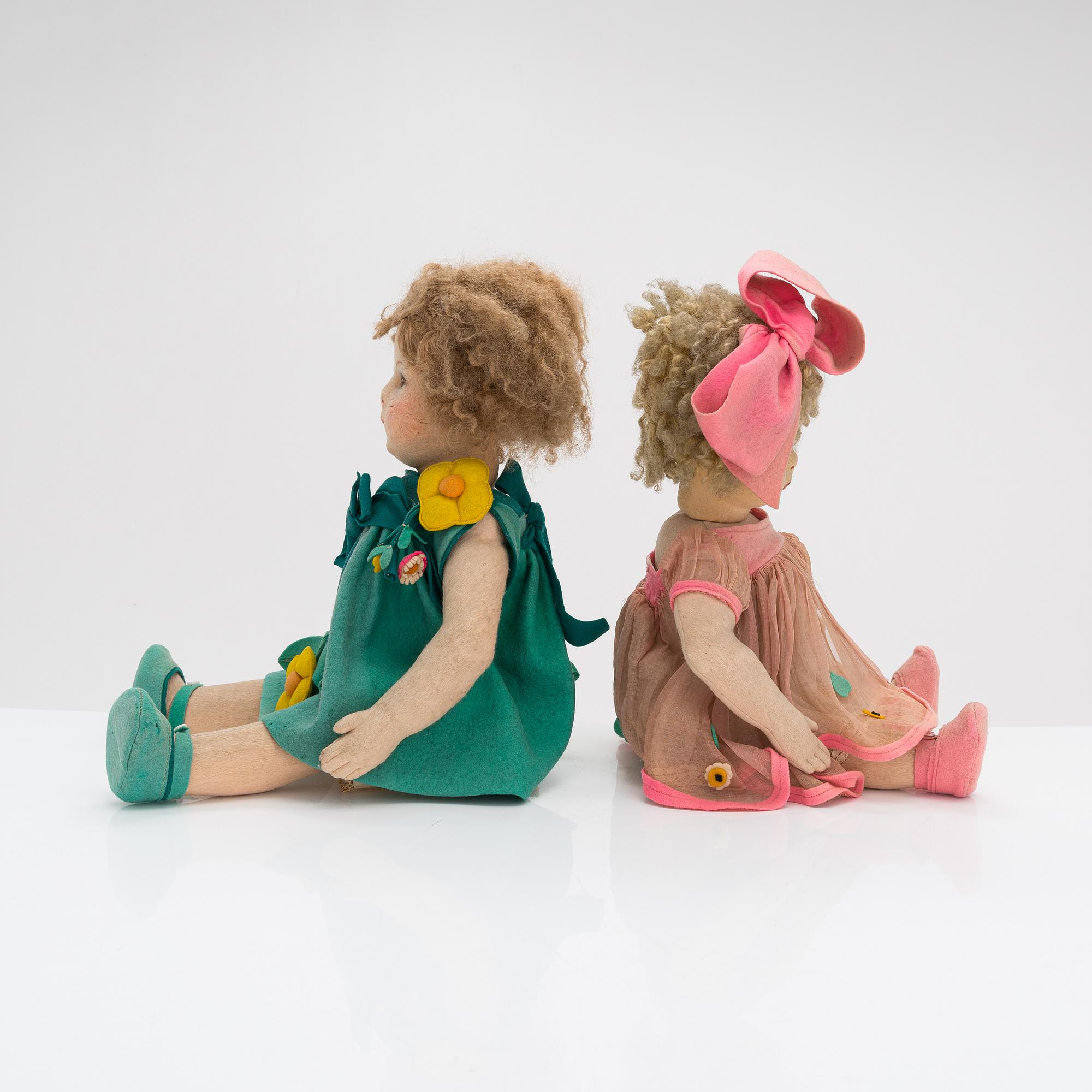 Four Italian 1920s Lenci dolls.