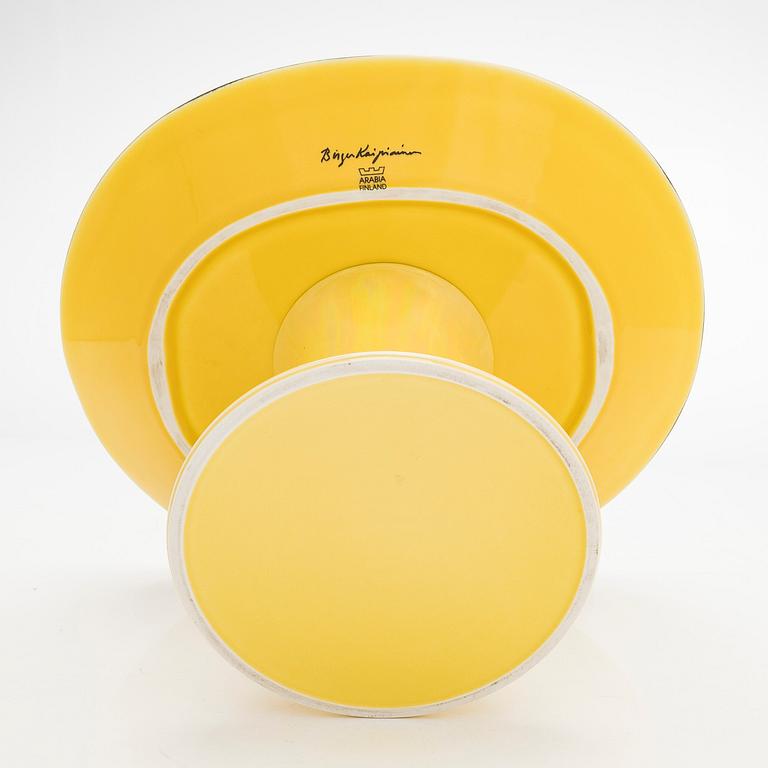 Birger Kaipiainen, jalallinen malja, "Florence", keramiikkaa, merkitty Birger Kaipiainen, Arabia Finland.