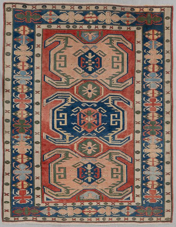 Matta, Konja, ca 222 x 176 cm.