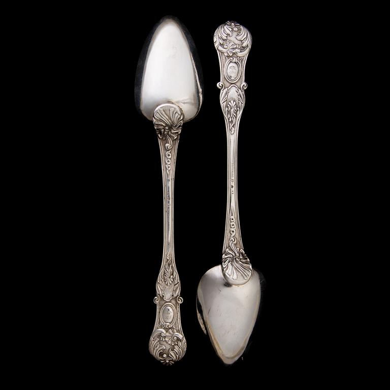 RAGUSKEDAR ETT PAR, silver, Zethelius Stockholm 1841, vikt 380 g.