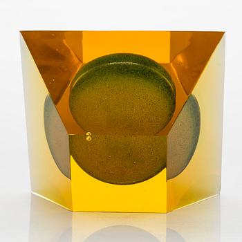 Oiva Toikka, skulptur "Gold", signerad O. Toikka Nuutajärvi.