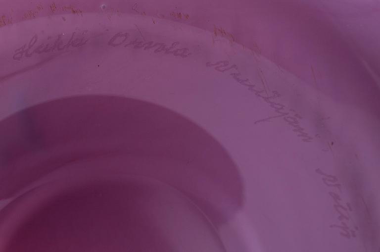 VAS, glas, signerad Heikki Orvola Nuutajärvi Notsjö.