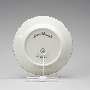 A set of 13 Royal Copenhagen 'Flora Danica' dishes, Denmark, 20th Century.