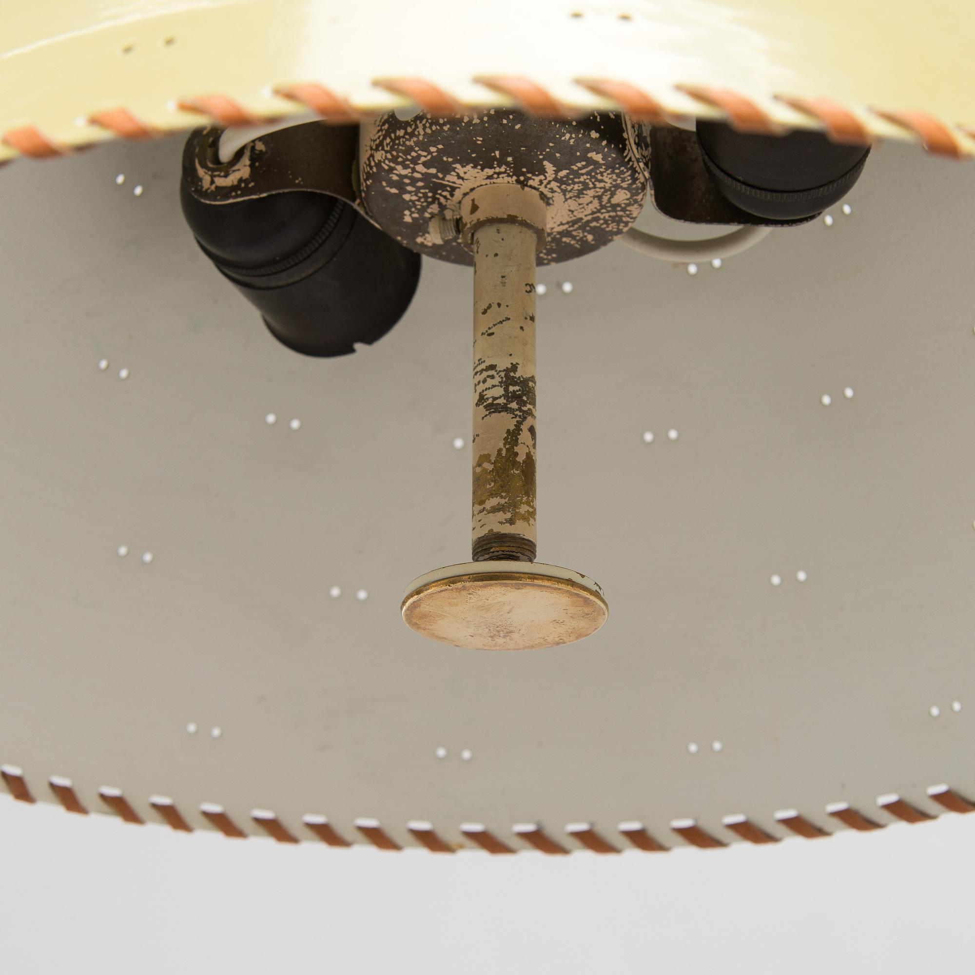 Paavo Tynell, seivävalaisin / kattovalaisain.  malli  1982N, Idman 1900-luvun puoliväli.