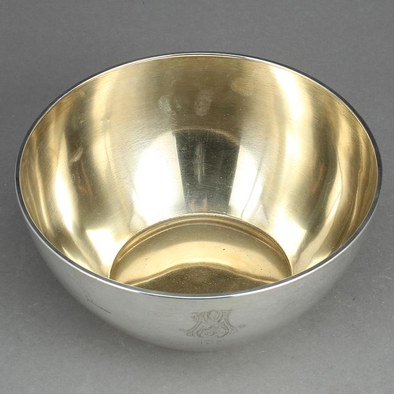 SKÅL, silver, Johan Rönnqvist, Rönnqvist & Söner, Örebro 1919 vikt 315 gram.