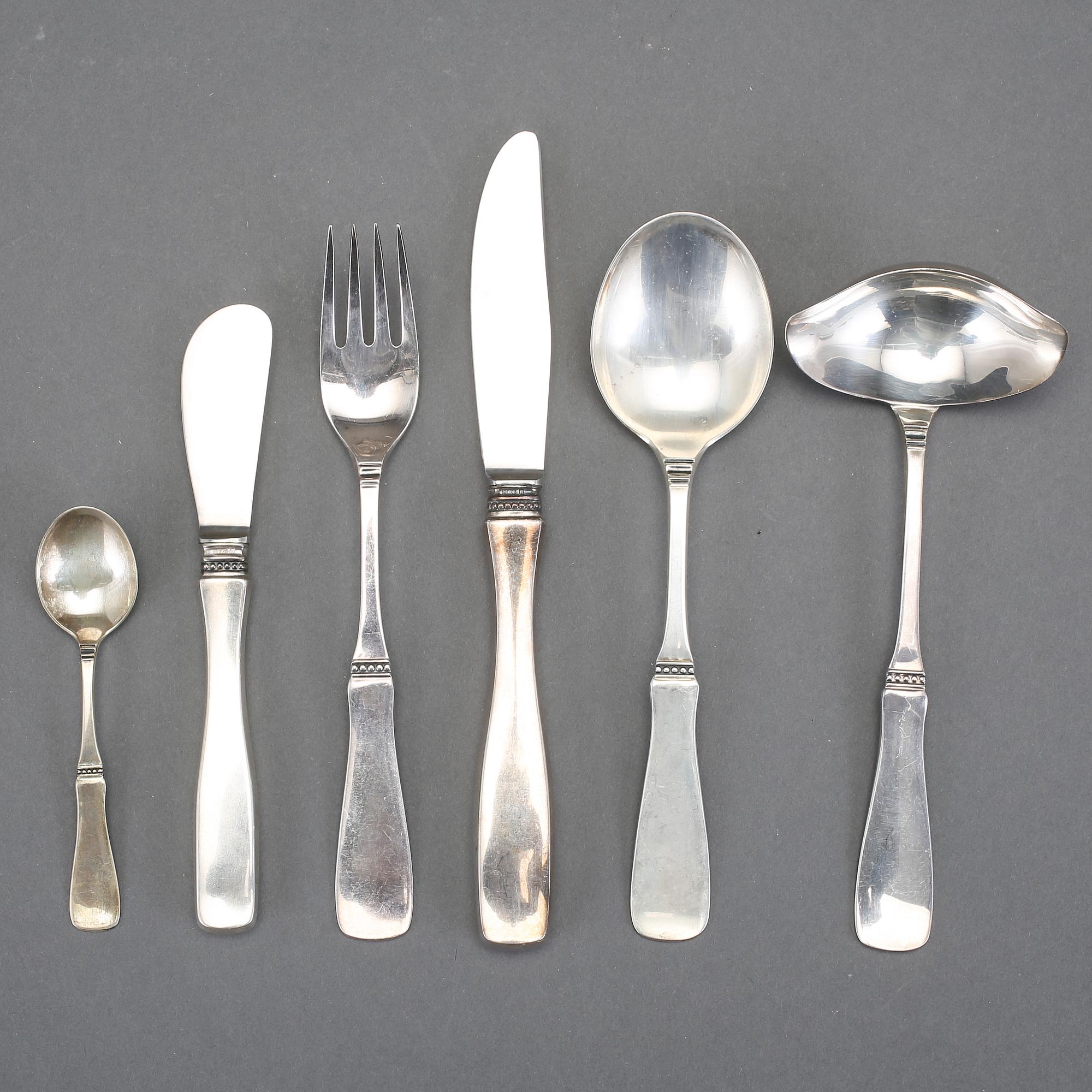 BESTICKSERVISDELAR, 48 st, "Uppsala", MGAB samt MEMA, 1900-talets andra hälft. Vikt exkl delar med stålblad ca 1290 g.