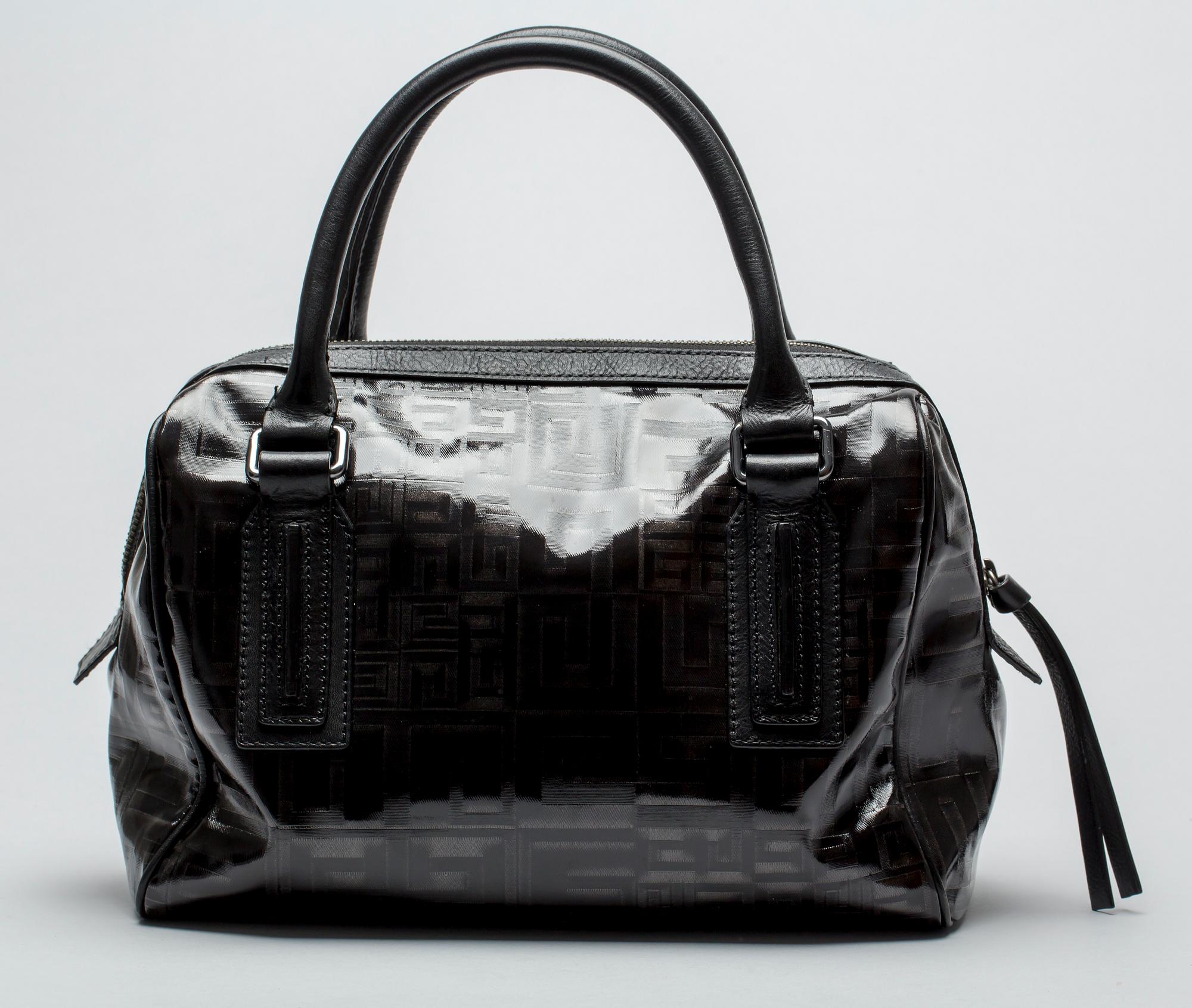 VÄSKA, Givenchy.