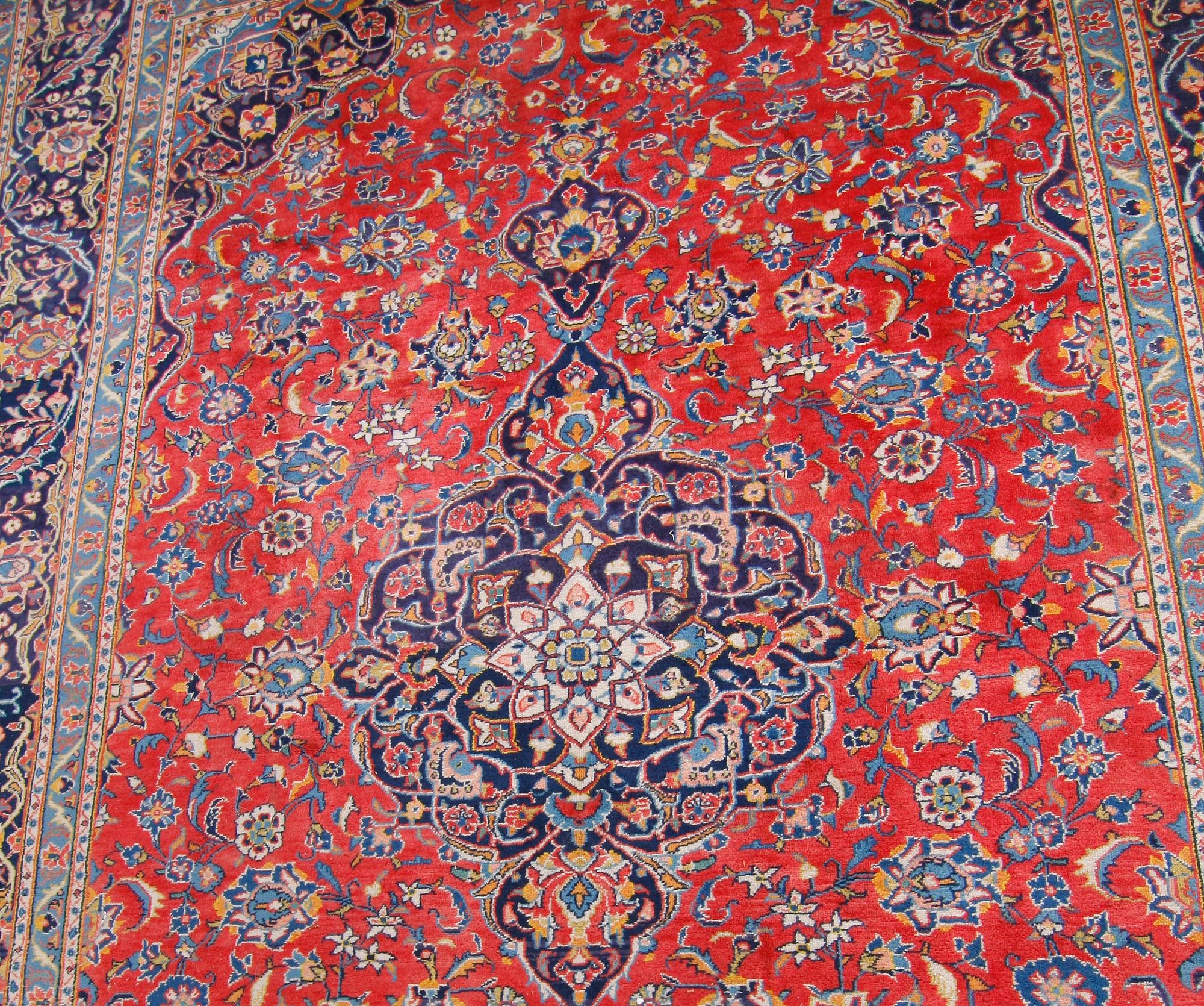 MATTA, orientalisk, 240 x 350.