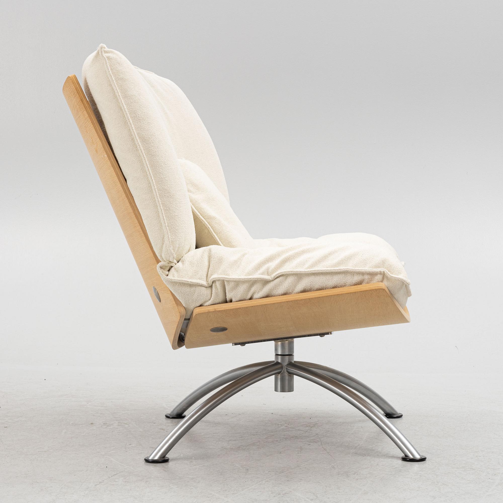 Tom Stepp, armchair, "Prime Time", Federicia Furniture, Denmark 2010.