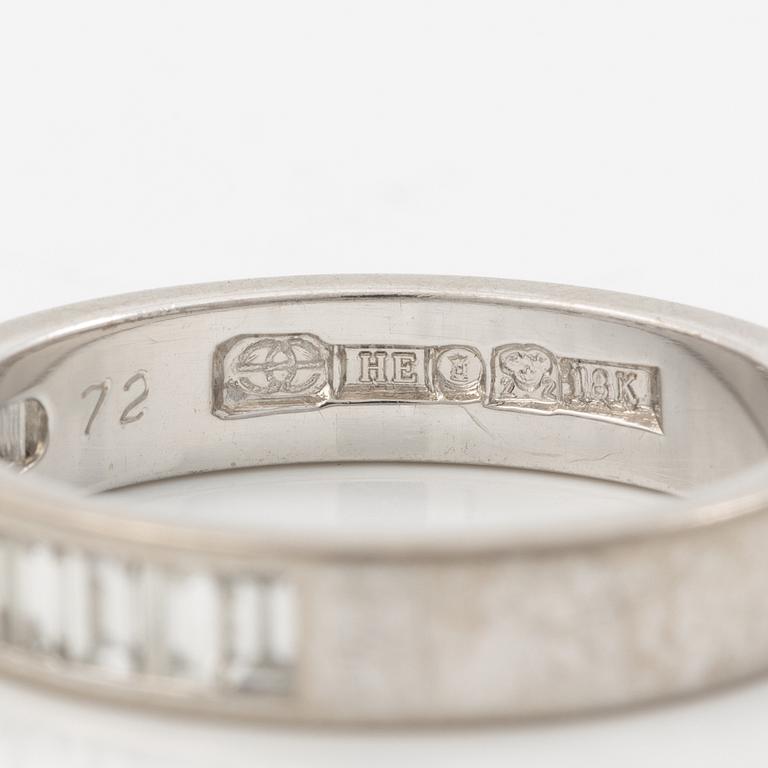 Ring 18K white gold with baguette-cut diamonds, Engelbert.