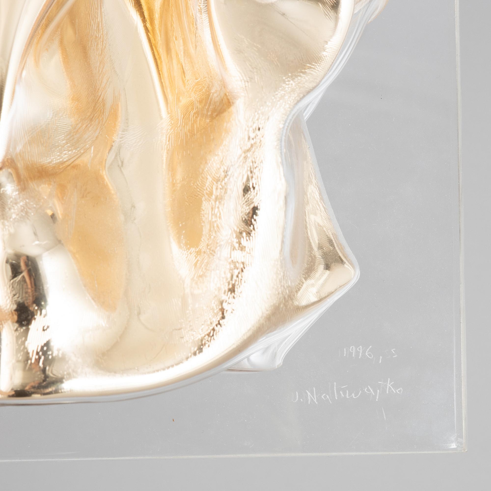Jan Naliwajko, väggskulptur, plexiglas, signerad och daterad 1996.