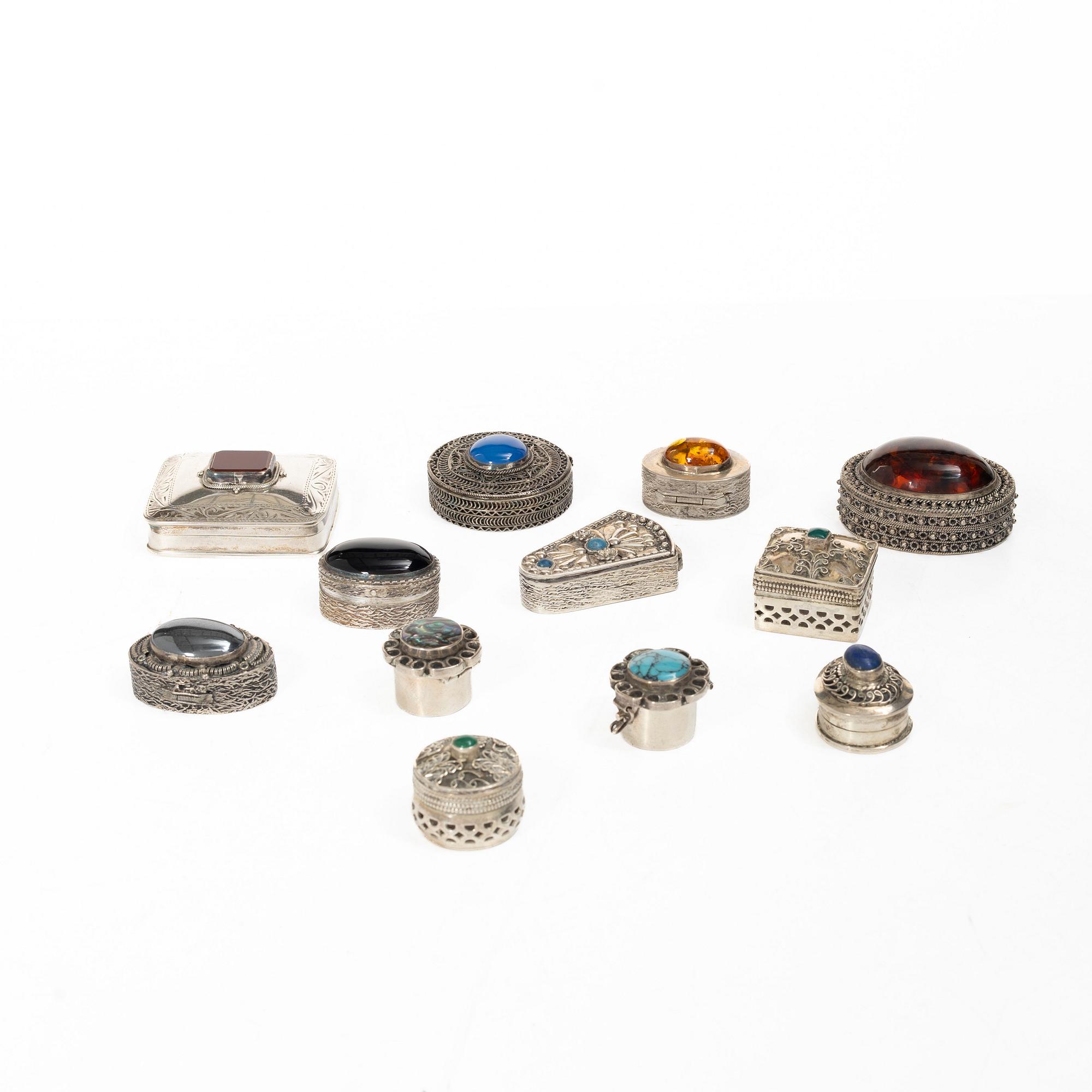 Boxes, 12 pcs, silver, 20th century, including Mexico.