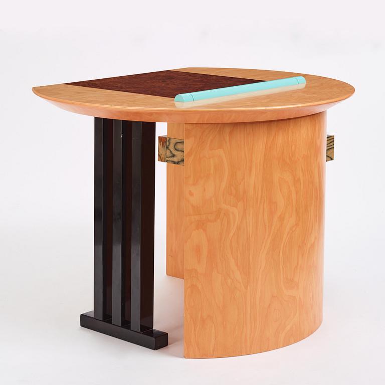 Aldo Cibic, a "Sophia" writing desk, Memphis, Italy, post 1985.