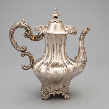 KANNA, silver, nyrokoko, Gustaf Möllenborg, Stockholm, 1856. Vikt ca 400 gram.