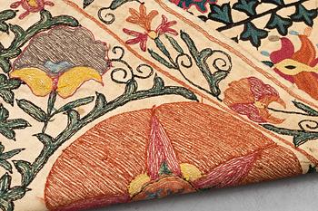 Broderi, antik Uzbekistan suzani, ca 244 x 145 cm.