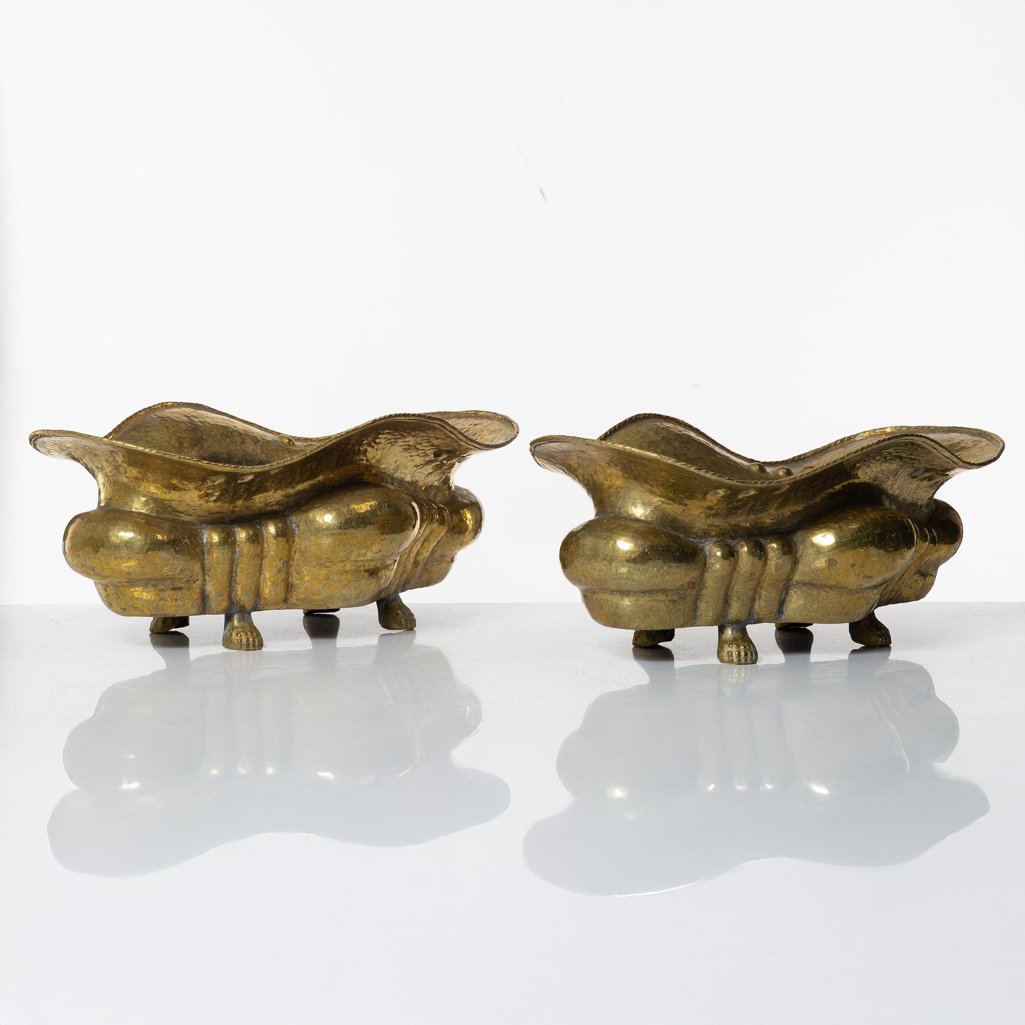 Jardiniärer, ett par, Italien, 1900-tal.