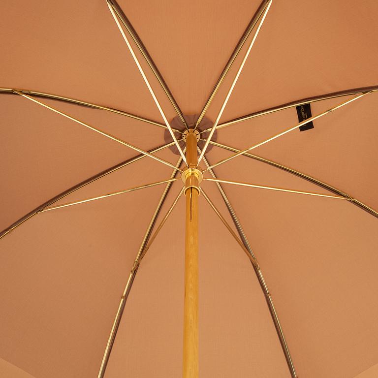 Louis Vuitton, umbrella.