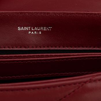 Yves Saint Laurent, väska, "Loulou".