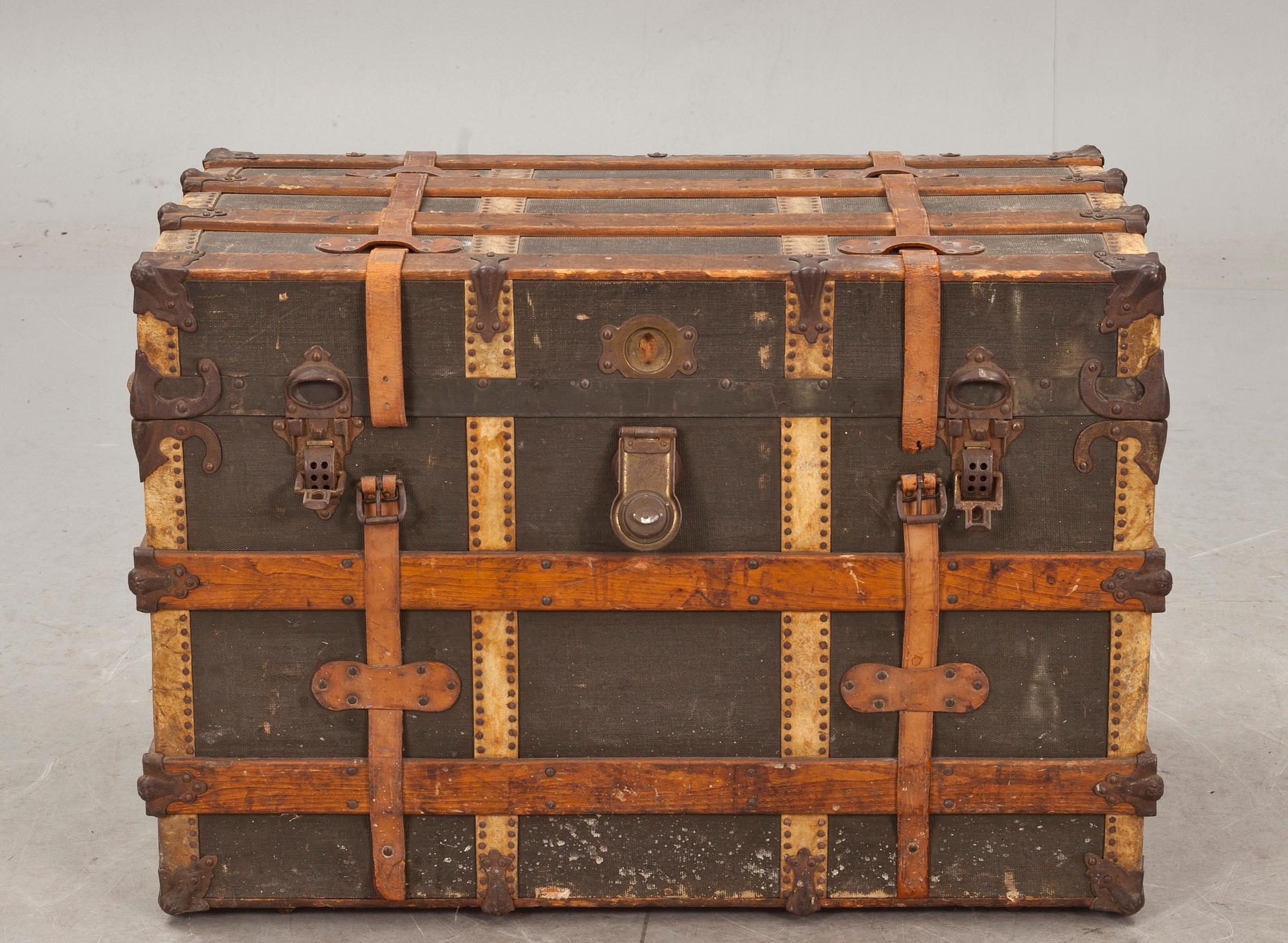 RESEKOFFERT. 1900-talets första hälft.