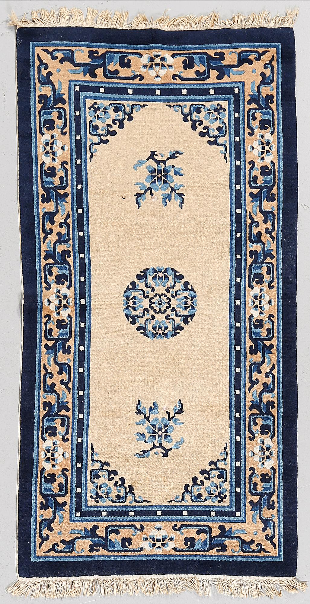 MATTA, troligen Baotou, Kina, old, ca 137 x 72 cm.