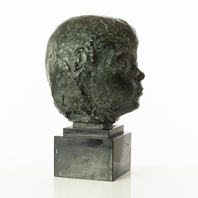 Gudmar Olovson, sculpture. Signed. Numbered. Foundry mark. Bronze, total height 40 cm, length 25 cm.