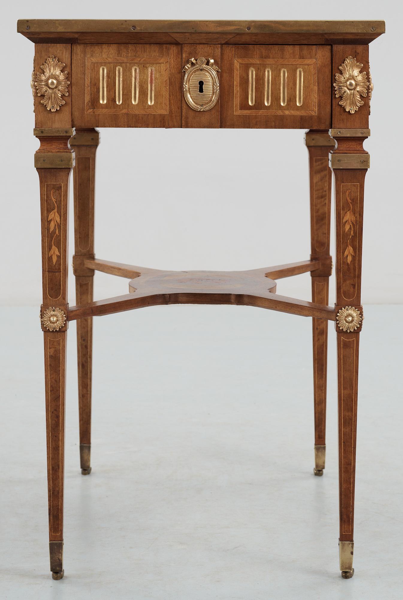 BORD, av Gottlieb Iwersson. Gustavianskt.