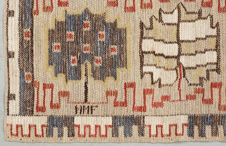 DRAPE. "Grodblad, blå". Inplock på linnebotten. 179 x 75  cm. Signed MMF.