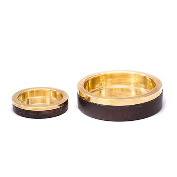 37. Alvar Aalto, A SET OF TWO ASHTRAYS.