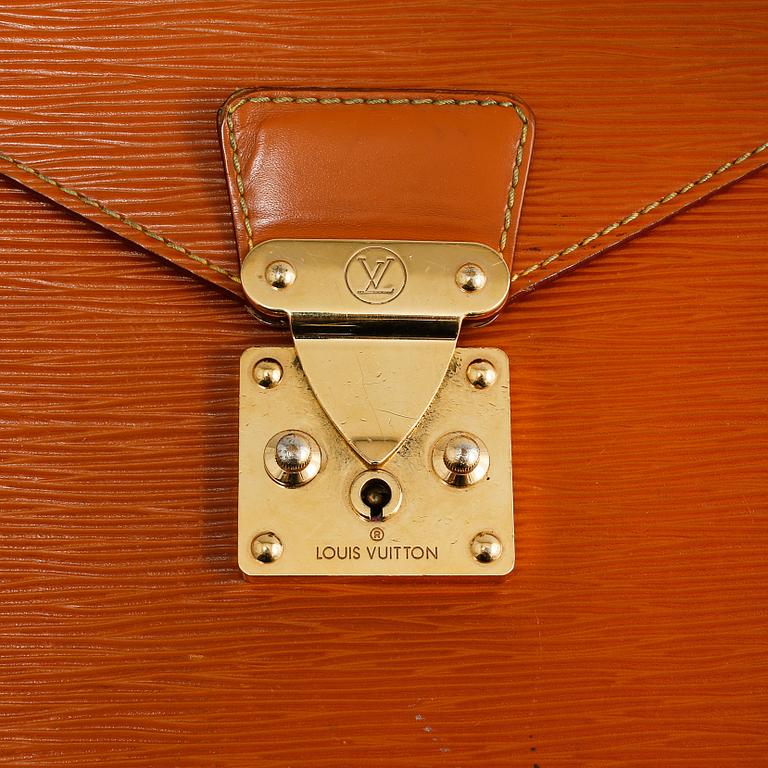 PORTFÖLJ, "Serviette conseiller ambassadeure Epi", Louis Vuitton, Paris, Frankrike.